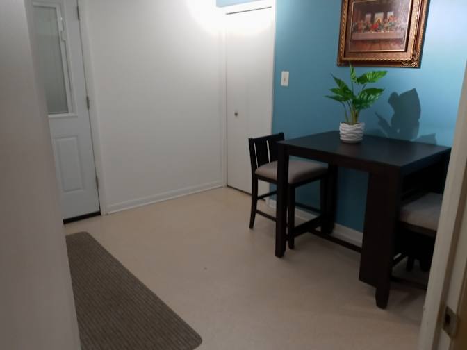 ENDALE's room