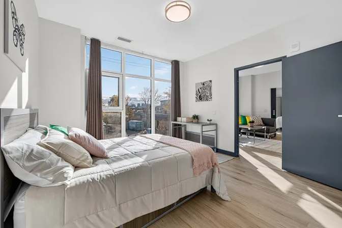 Elizabeth Draxler's room