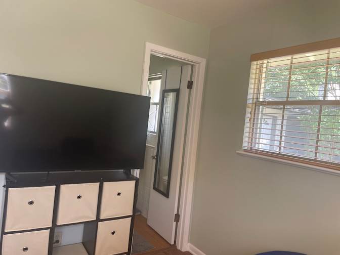 DerJane's room