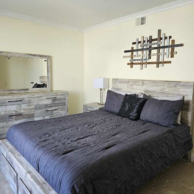 Suzanne Stanford's room