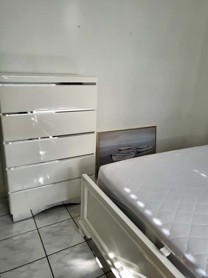 Jenelle's room