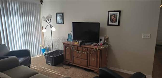 Avalon's room