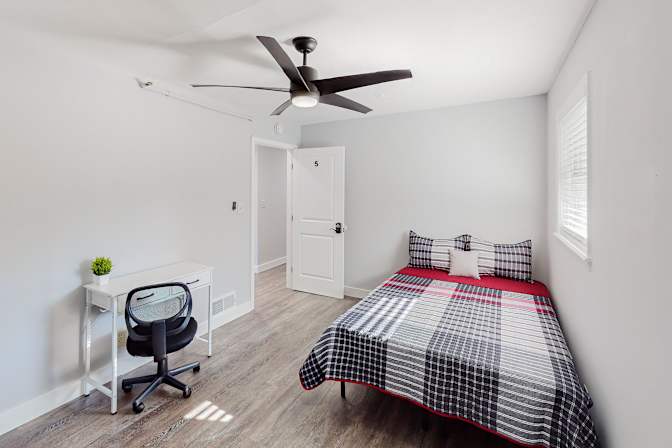 PadSplit's room