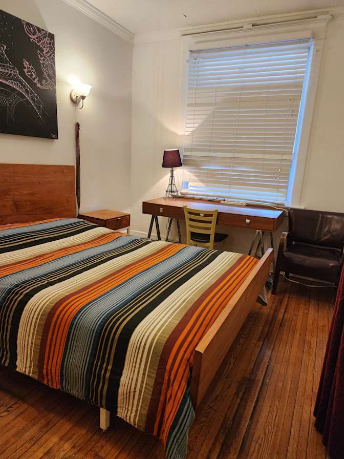 Laure's room