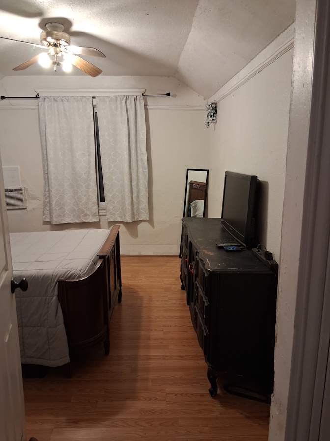 Gina's room