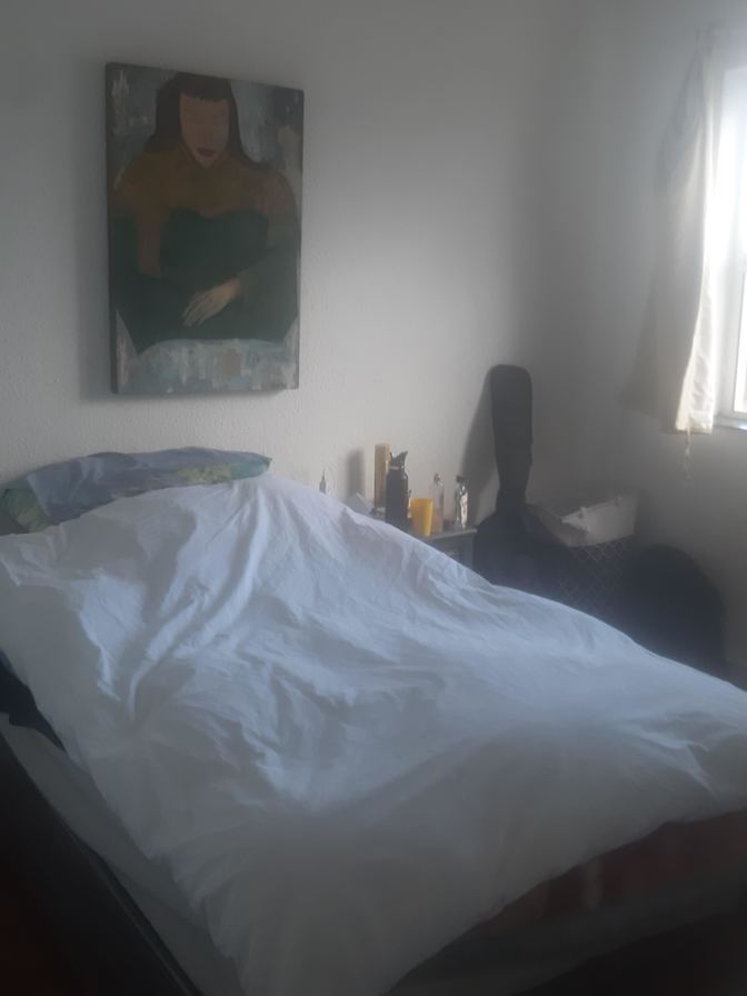 Tonia Davids's room