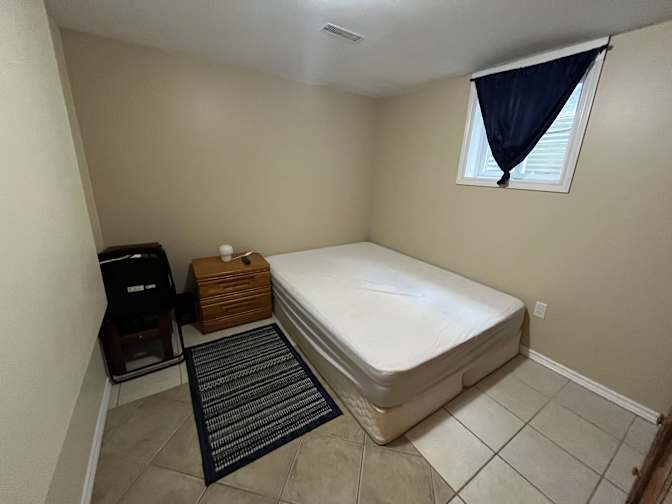 Bruni's room
