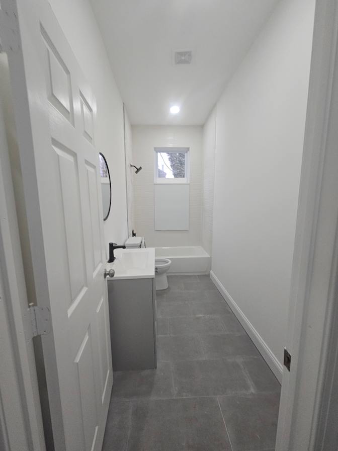 Curtis's room