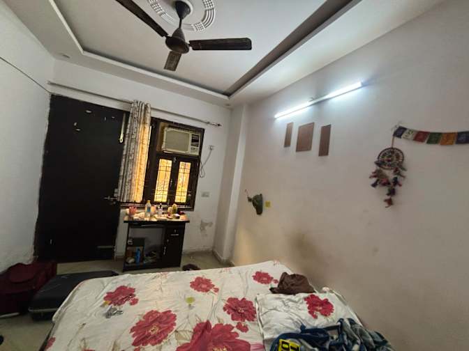 Tanishka jindal's room