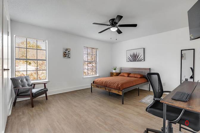 PadSplit's room