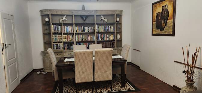 Zoyisile's room