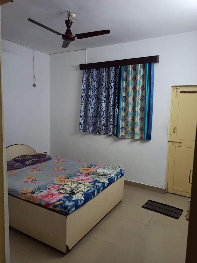 Hitesh's room