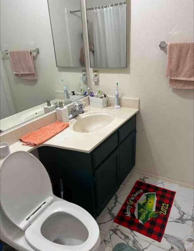 Tan's room