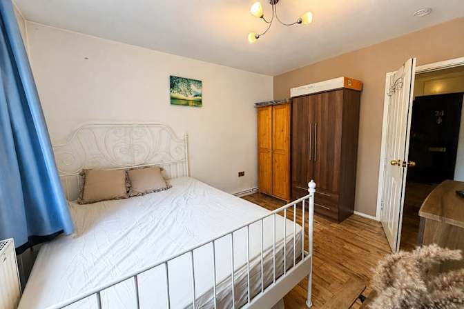 LDS Property Finder's room