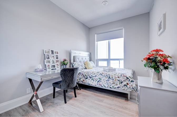Jenny's room