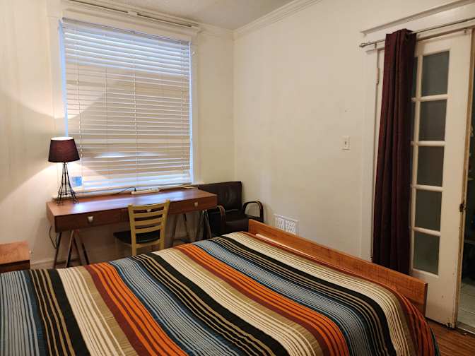 Laure's room
