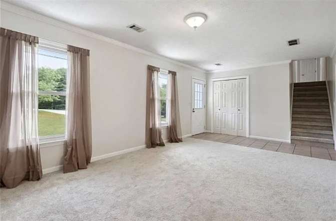 Alcove Rooms's room