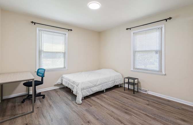 Dennis's room
