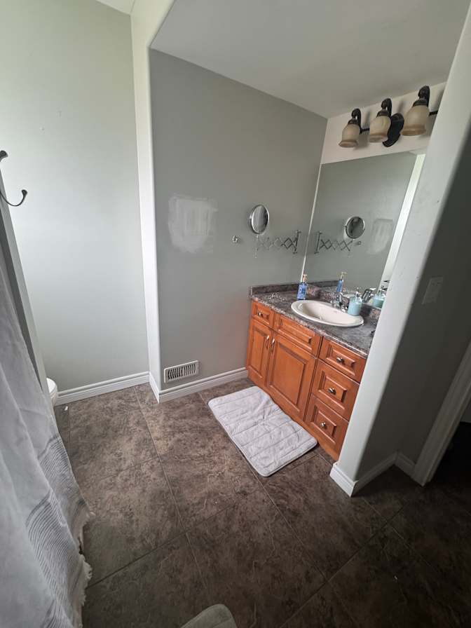 Victoria's room