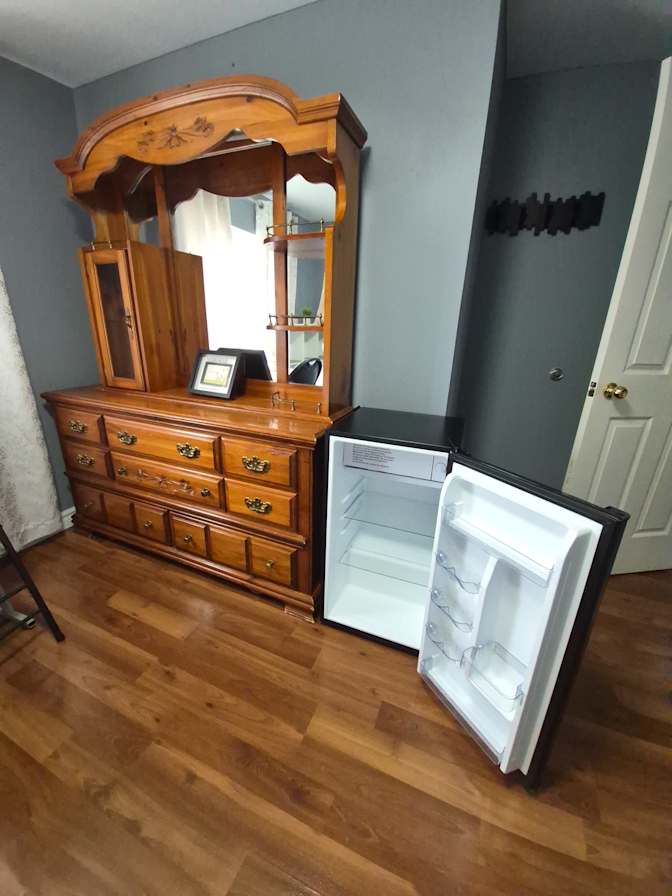 Evelyn's room