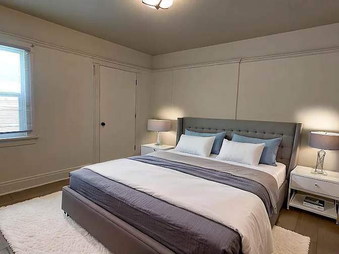 Alexander Lakin's room