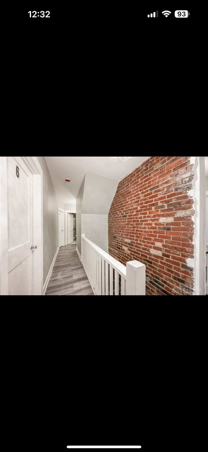 Feed's room