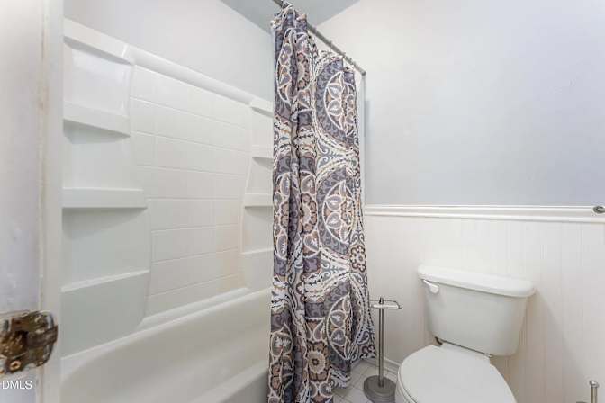 Alcove Rooms's room