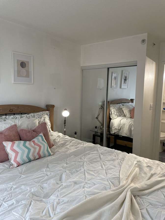 Van House's room