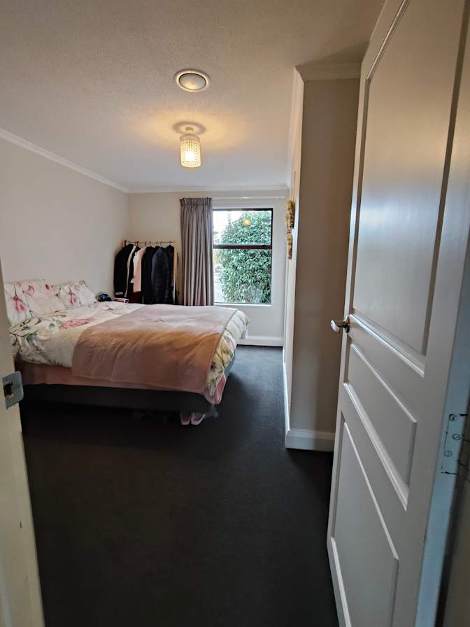 Vivian's room