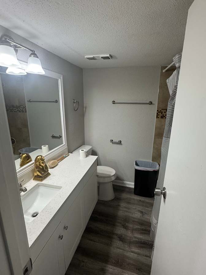Melvin's room