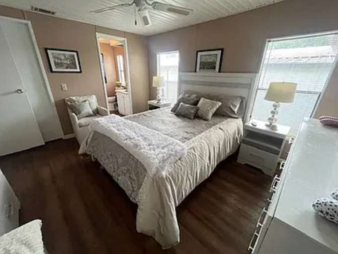 Jodi's room