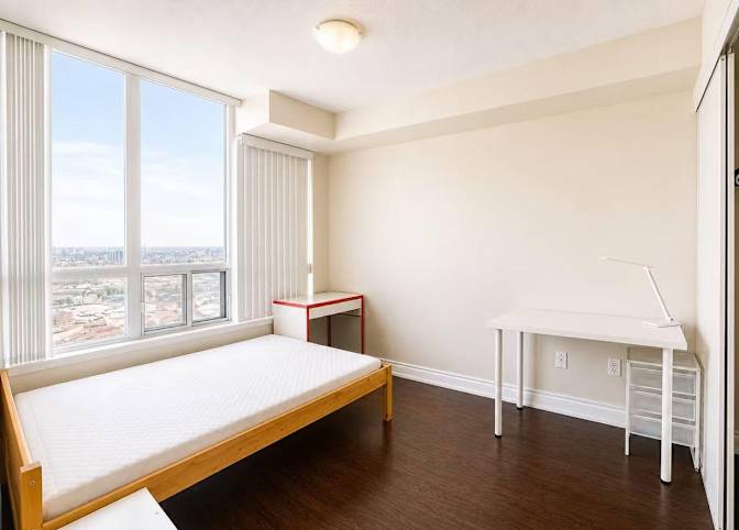 Louis's room