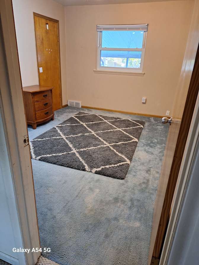Linda's room