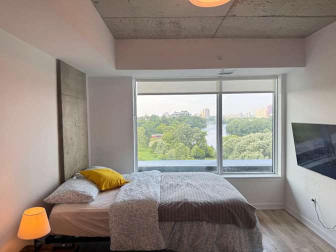 Meryem ikbal Yaman's room