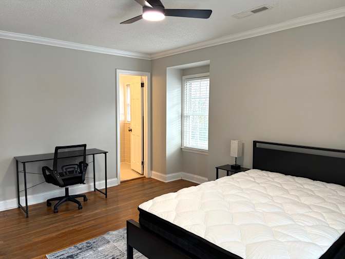 Leslie Franklin's room