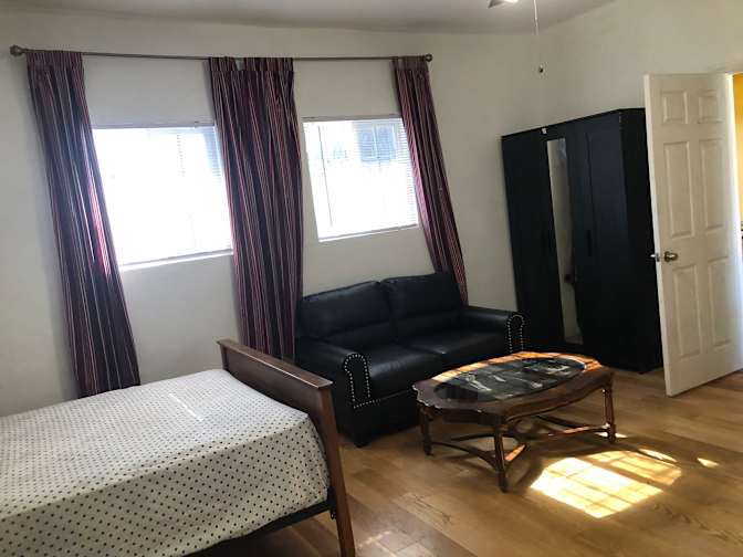 Sandy's room