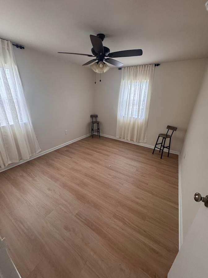 Albany's room