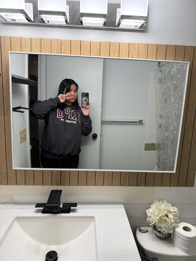 Nevaeh Johnny thomas's room