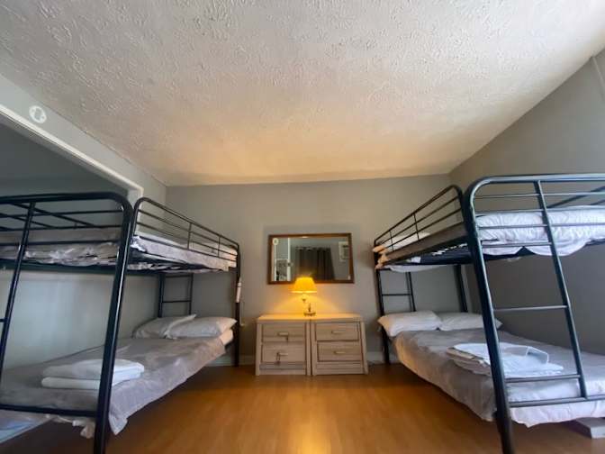 Felix's room