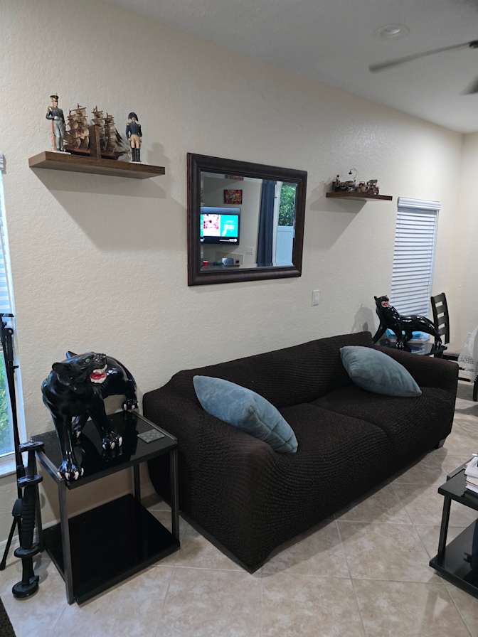 Michael E. Zapin's room