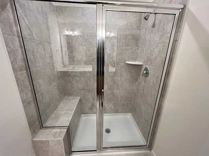 Alcove Rooms's room