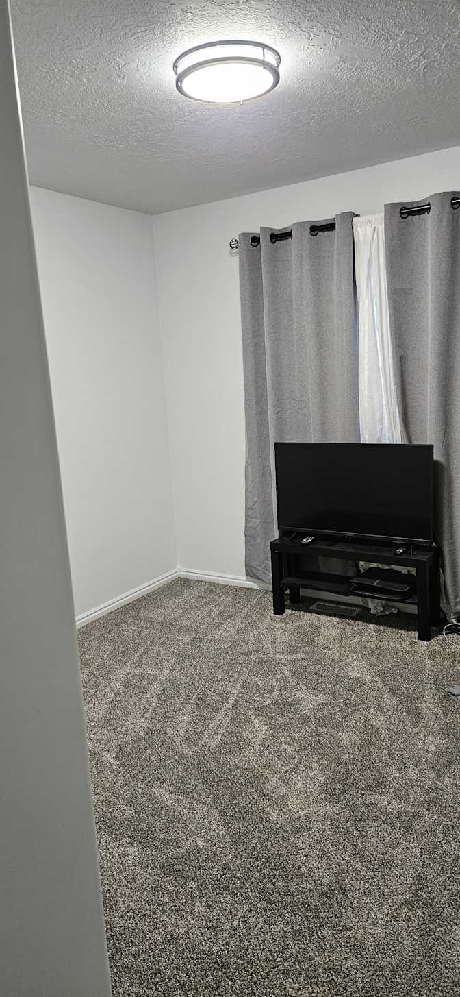 Dennis's room