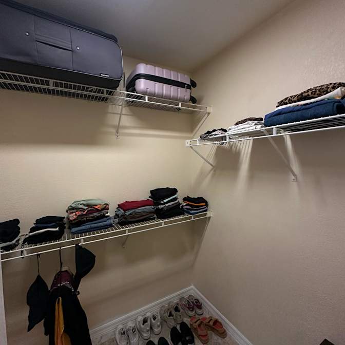 jacques's room