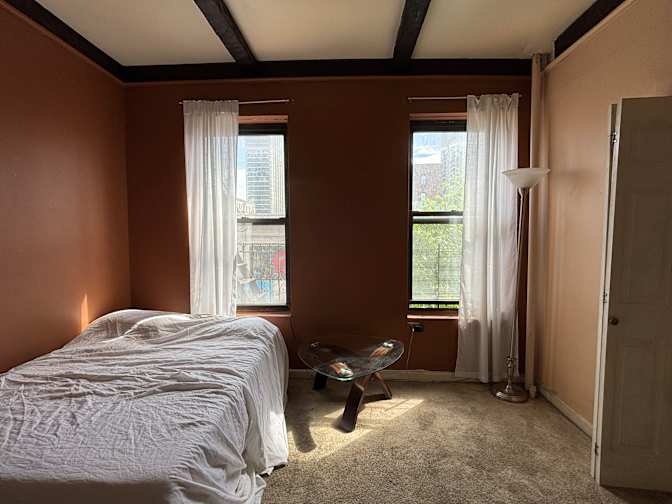 Niteyes's room