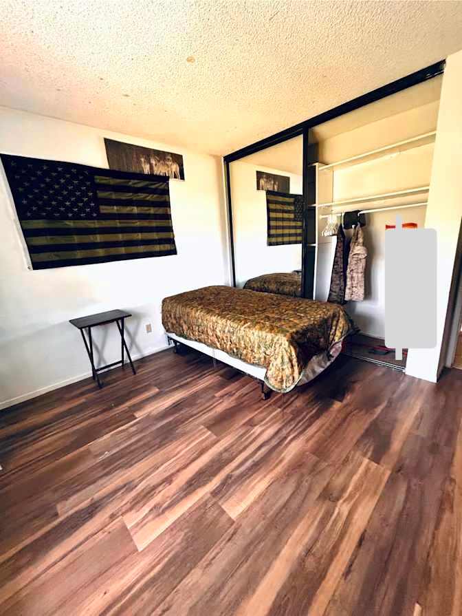 RICH's room