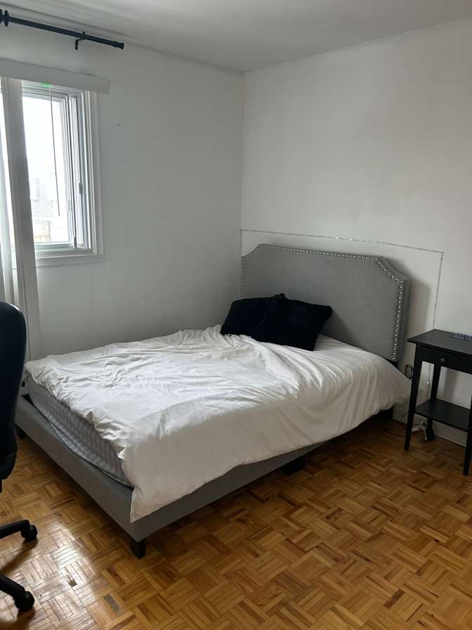 Steven's room