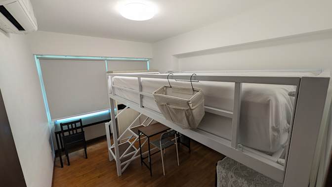 JY's room