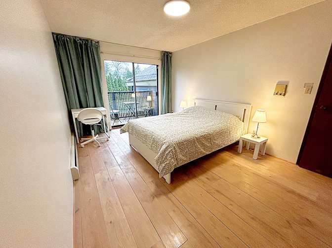 Shirin's room