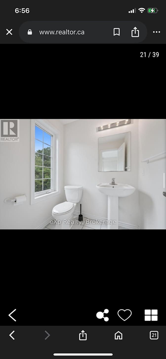 Adwoa Asantewaa's room