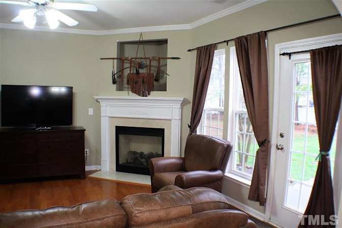 Alcove Rooms's room